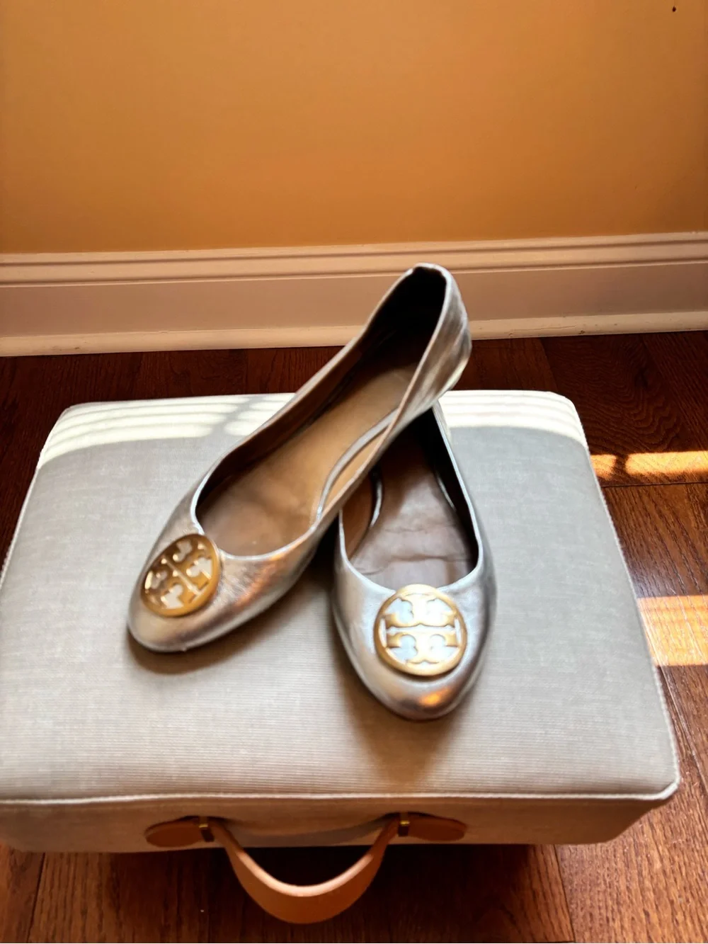 Tory Burch Silver Leather Logo Ballet Flats
